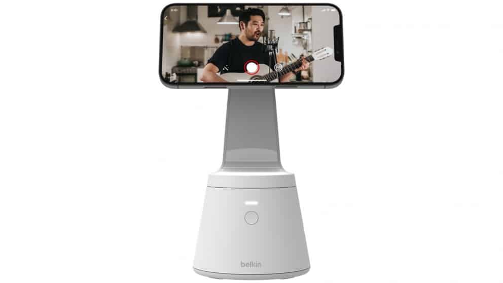 magnetic phone mount with face tracking