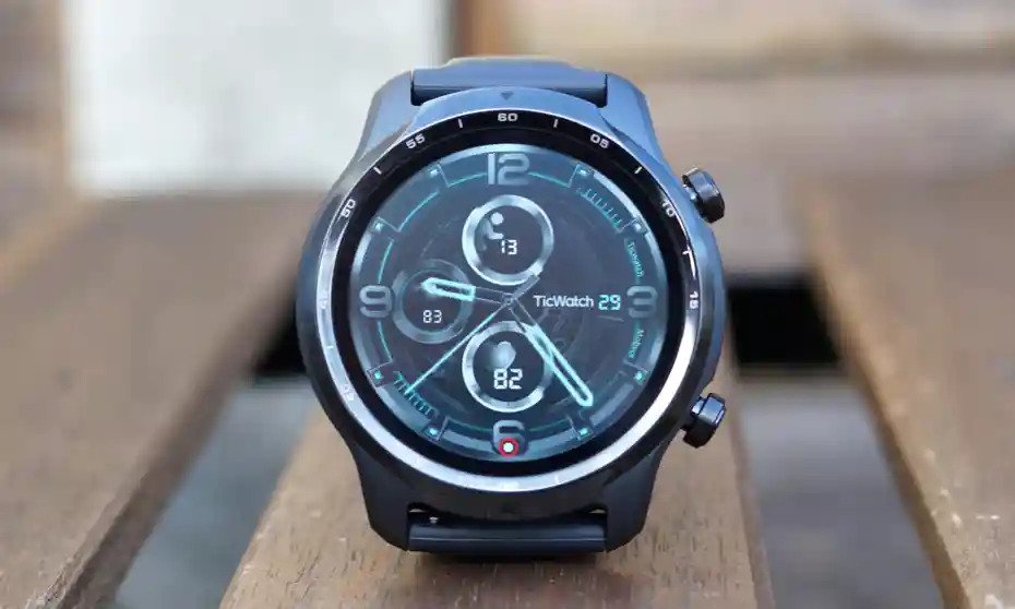 4 Best Smartwatches For Android Phones